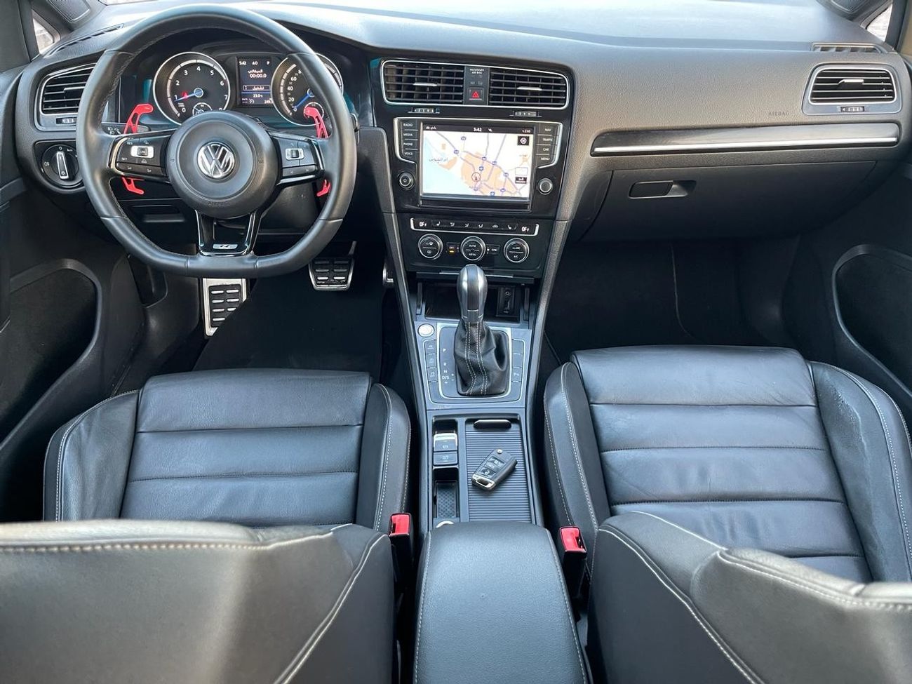 Volkswagen Golf Mercedes E300 AMG_GCC_2015_Excellent Condition _Full option