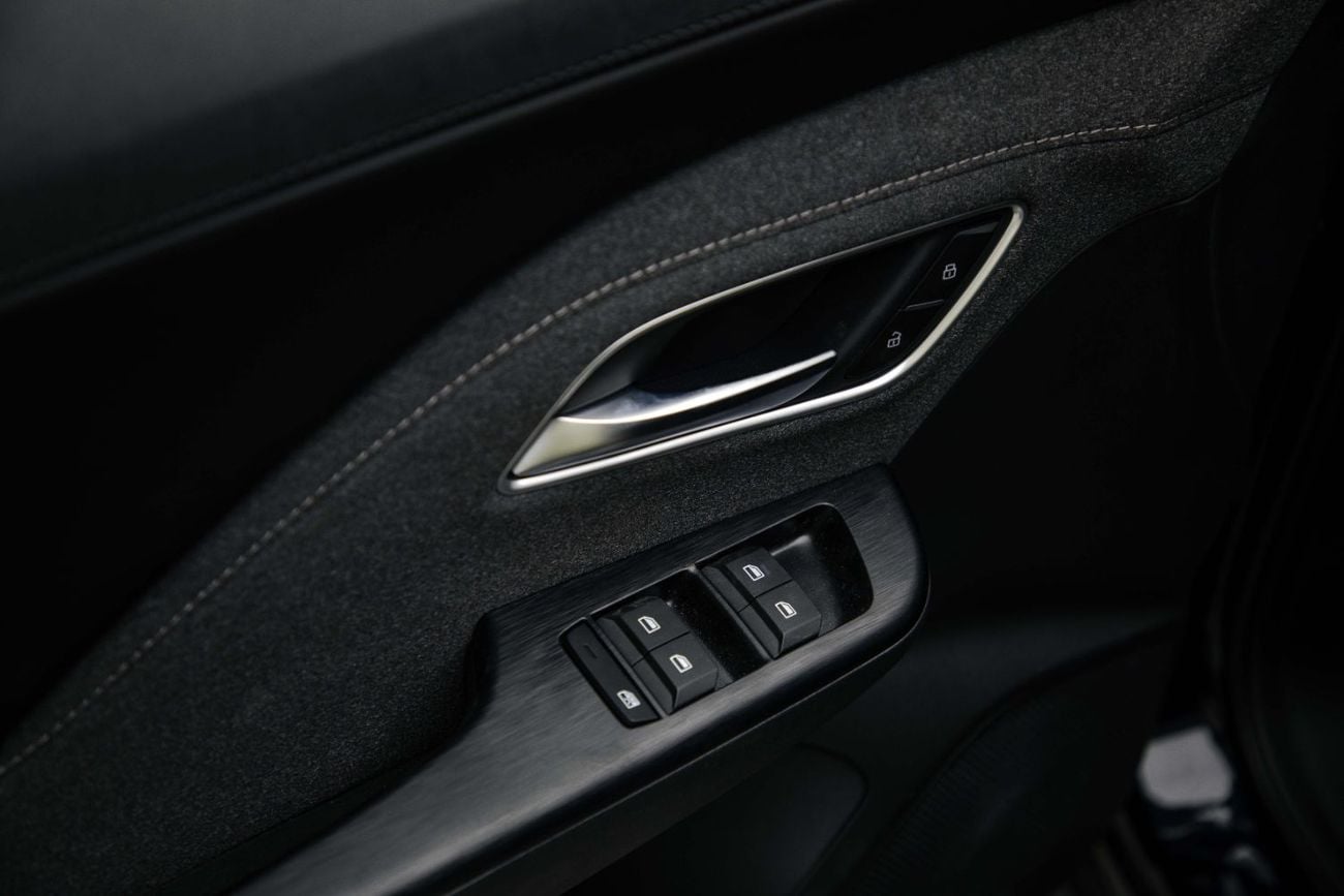 أم جي ZS STD 1.5L - Black Inside Black | Export Only