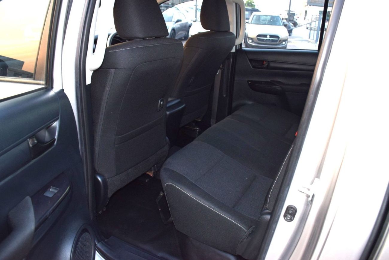 تويوتا هيلوكس