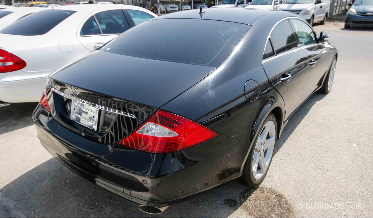 مرسيدس بنز CLS 350 With CLS 550 Badge