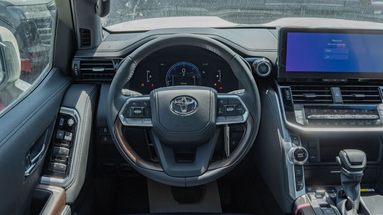 تويوتا لاند كروزر 2025 Toyota Land Cruiser 300 GXR 3.3L AT Diesel (White-Black)
