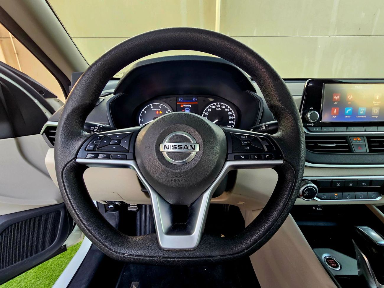 Nissan Altima S GCC/ 2.5L V4/ LOW MILEAGE/ IMMACULATE CONDITION