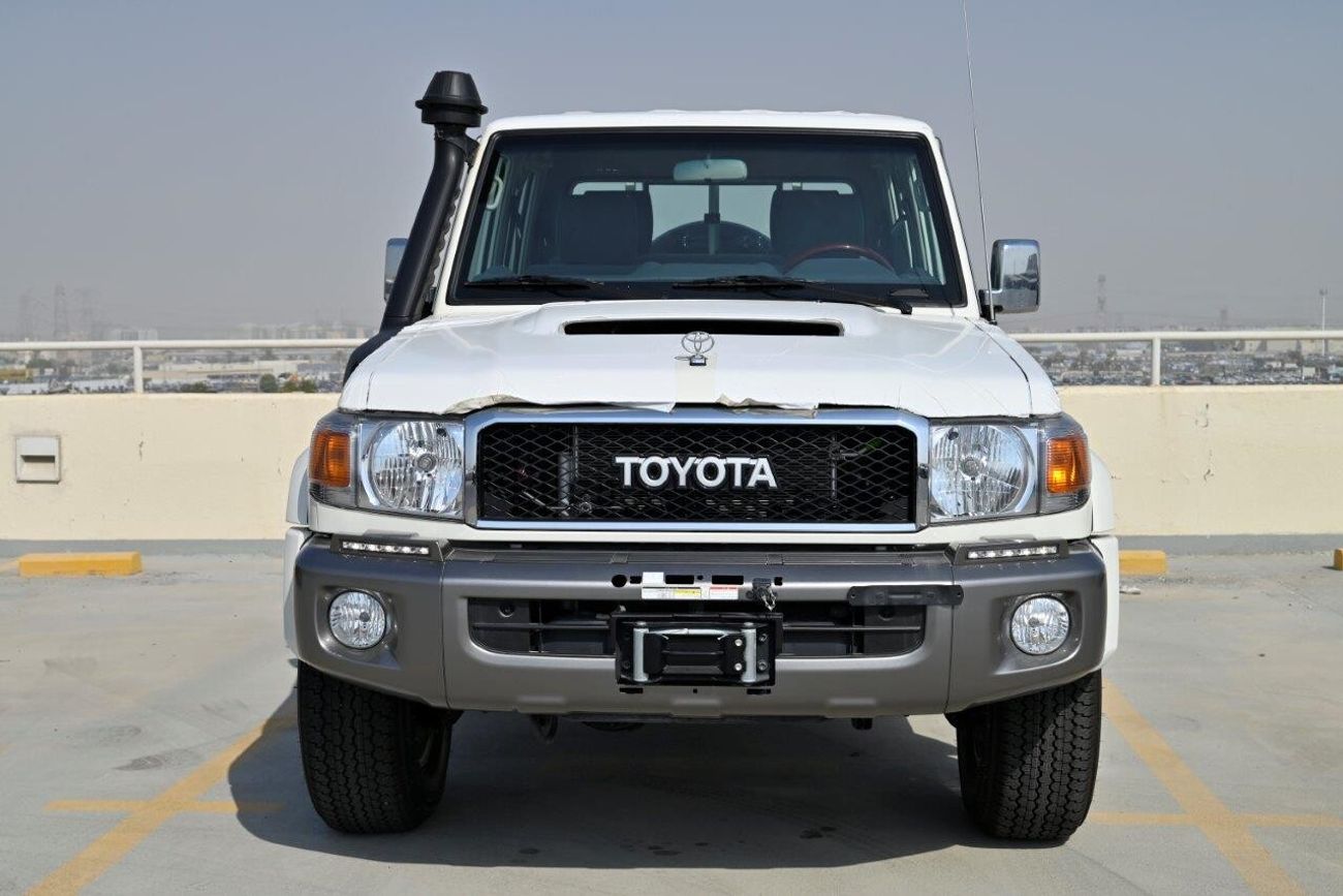 Toyota Land Cruiser Pick Up V8 4.5L TURBO DIESEL 4WD