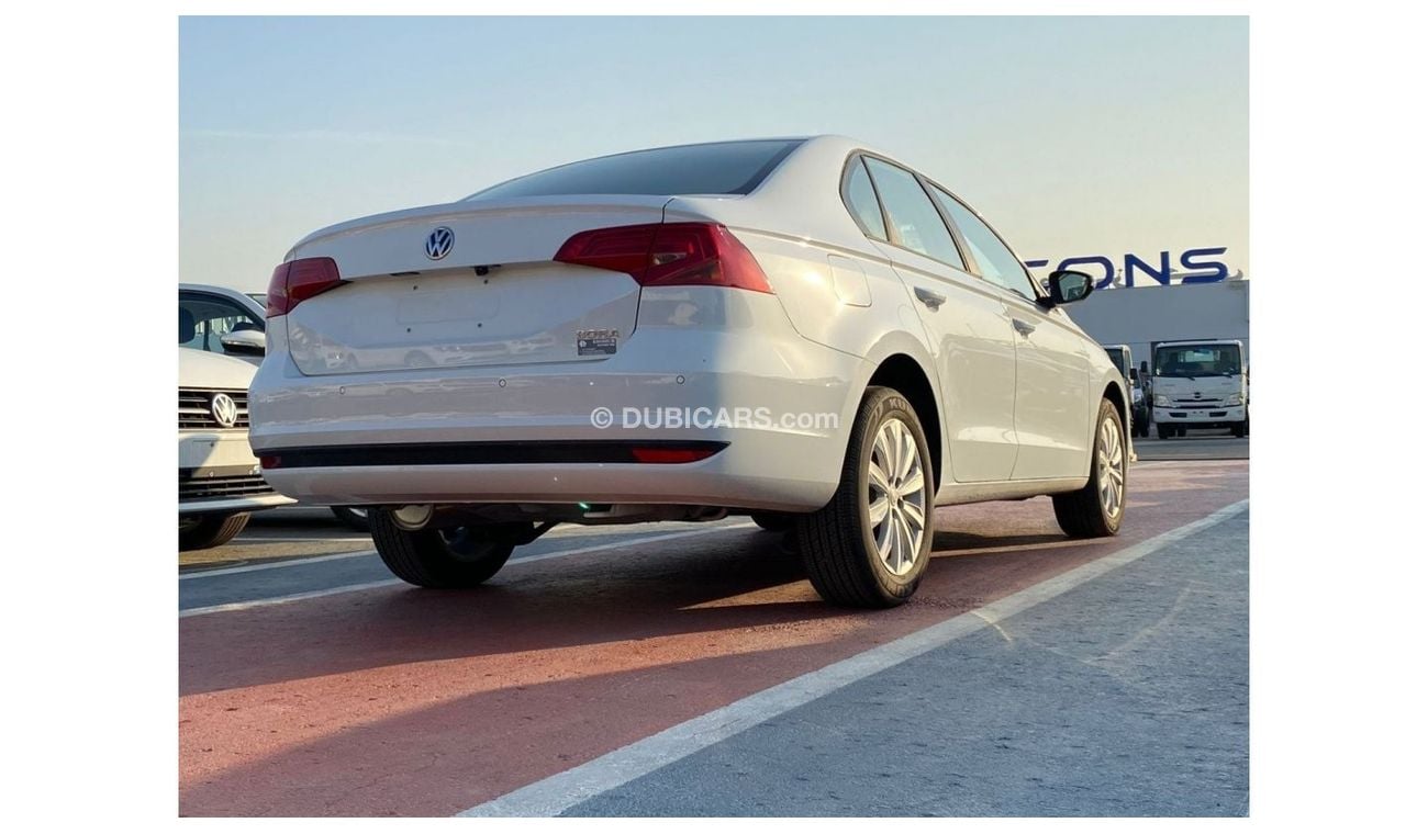 Volkswagen Bora VOLKSWAGEN BORA 1.5L PETROL MID OPTION