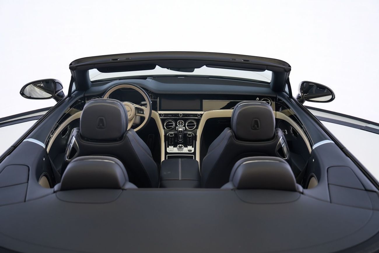 Bentley Continental GTC Bentley GTC V8S Full Carbon Exterior