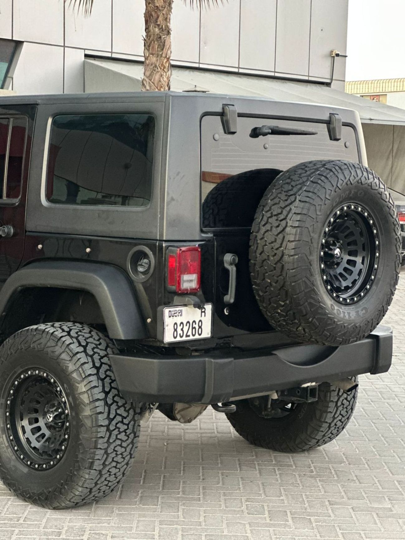 Jeep Wrangler Unlimited Sport 3.6L A/T