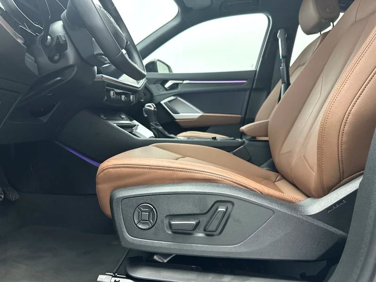 أودي Q3 Sportback 40 TFSI quat 180hp S line (Ref# 1172633)