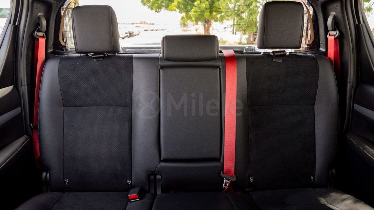 Toyota Hilux GR SPORT
