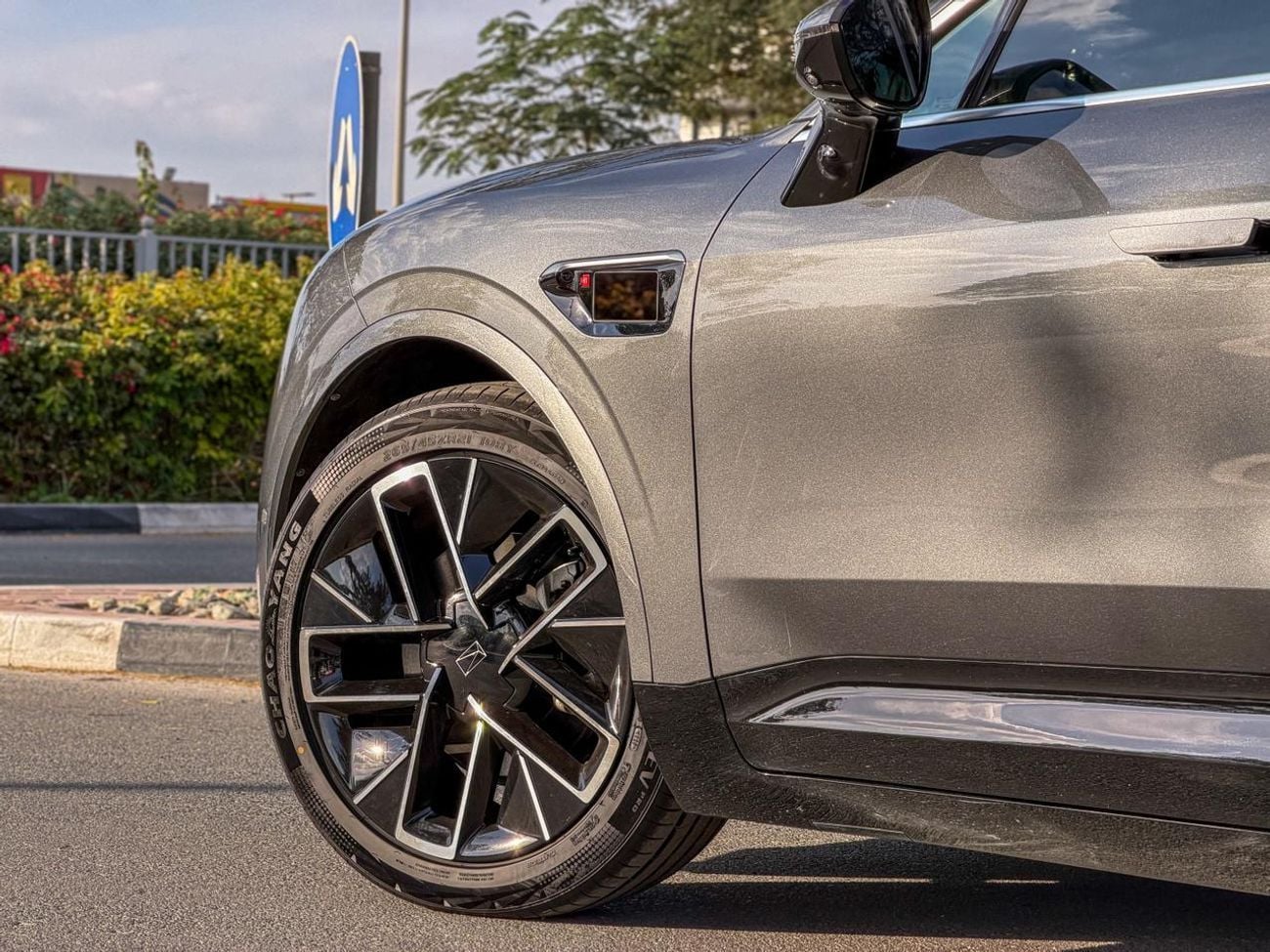 Avatr 11 SPORT 2023 Avatr 11 Performance AWD | 90 kWh | 592 Hp | Range (580 Km) | Law Mileage (69,000 Km)