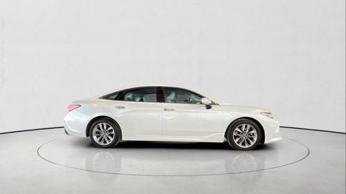 Toyota Avalon 3.5 XLE AUTO | Guaranteed Warranty | 0 Down Payment