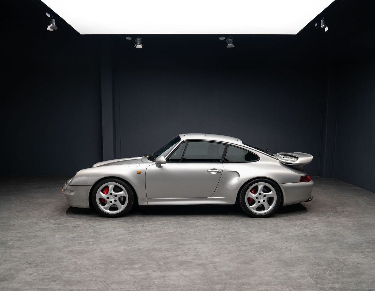 Porsche 911 1997 Porsche 911 Turbo (993) • Full Agency Porsche Service History • GCC • Two Owners from New