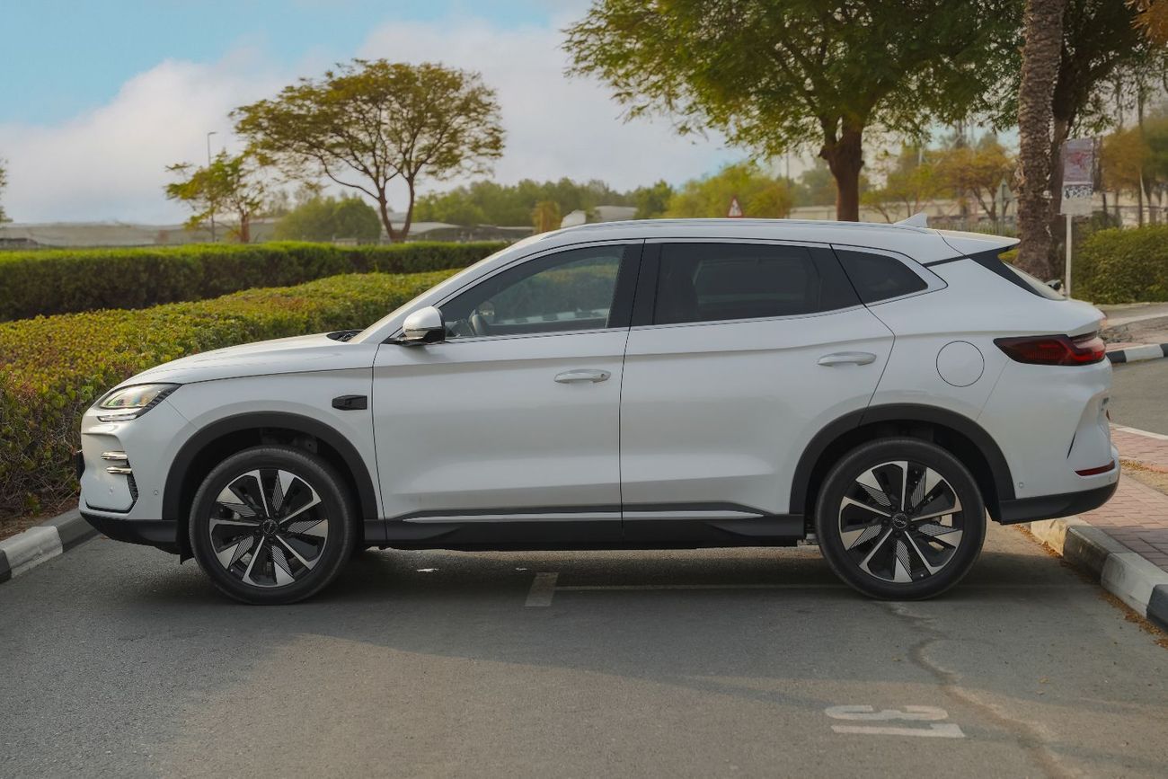 بي واي دي سونغ بلس 2025 BYD Song Plus Smart Driving Edition 605km Flagship White 0Km