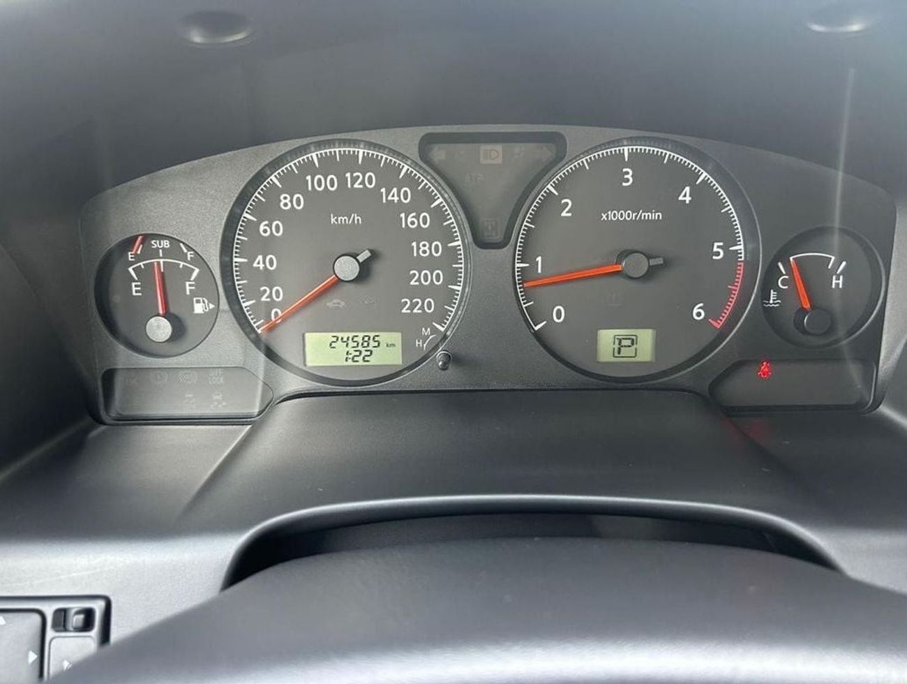 Nissan Patrol Safari Safari 4.8L A/T GL 2023 GCC LOW MILEAGE SINGLE OWNER IN MINT CONDITION