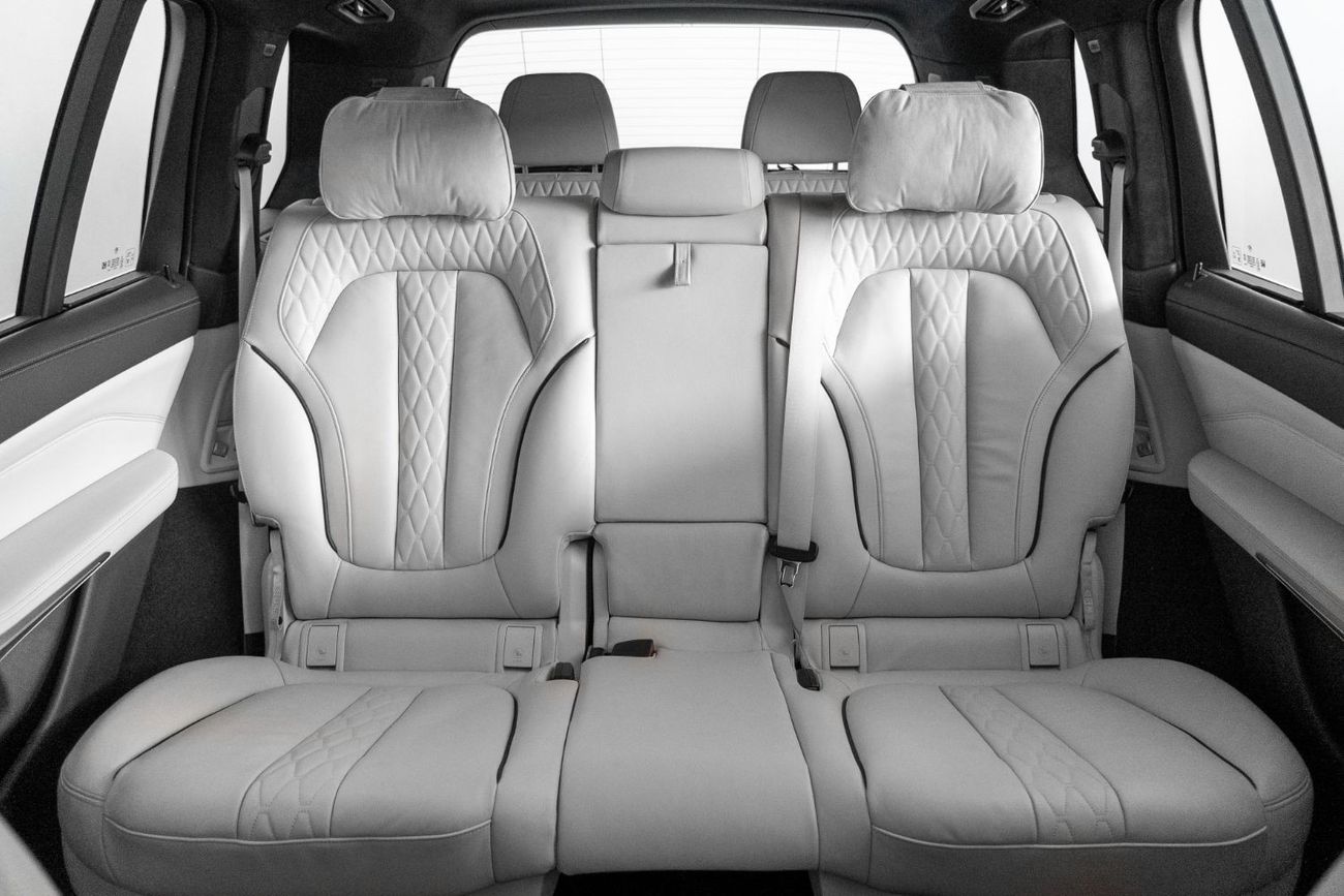 BMW X7 2019 BMW X7 50i M-Sport / Full BMW Service History & BMW Service Contract