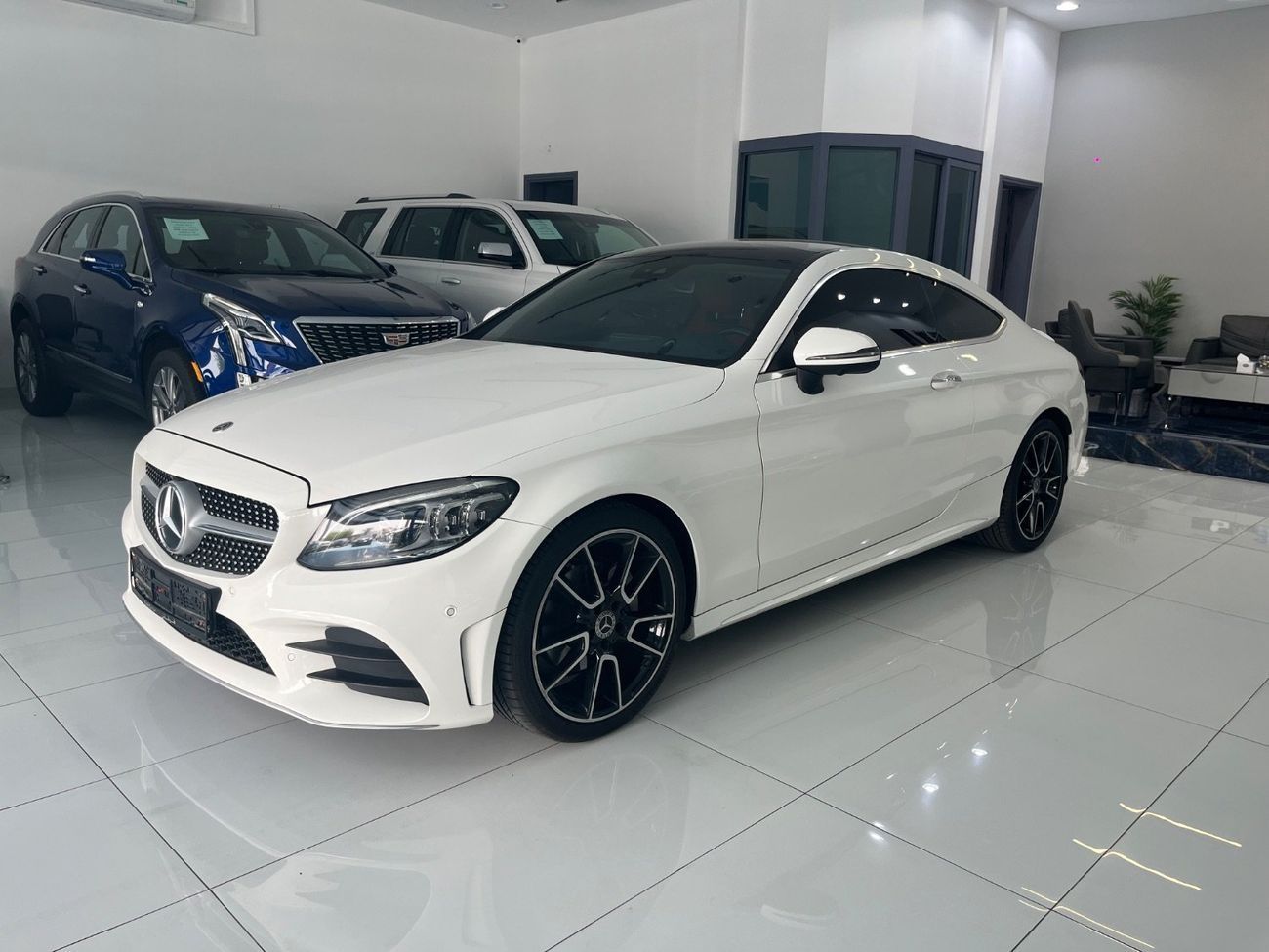 مرسيدس بنز C 200 Premium 2.0L