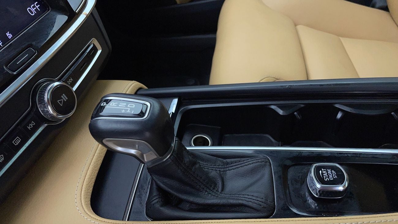 فولفو S90 T5 MOMENTUM 2 | بدون دفعة مقدمة | اختبار قيادة مجاني للمنزل