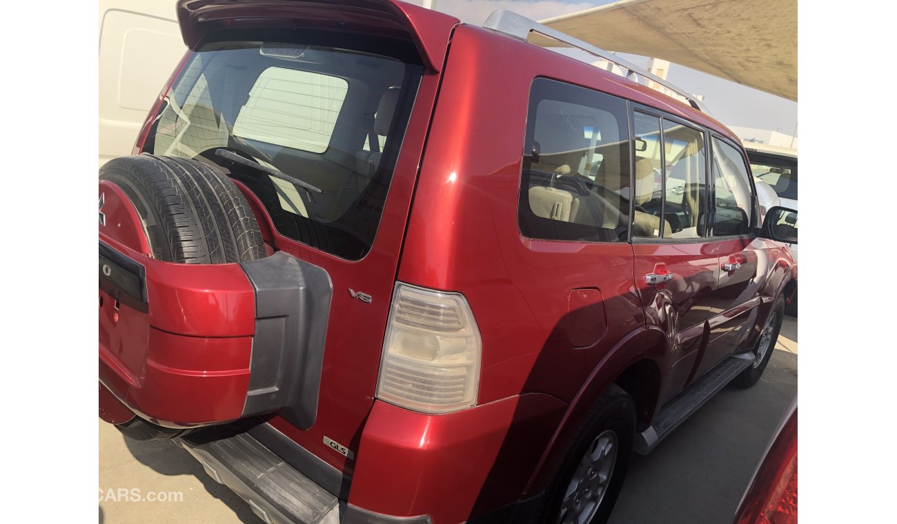 ميتسوبيشي باجيرو Mitsubishi Pajero Gls,model:2009.Excellent condition