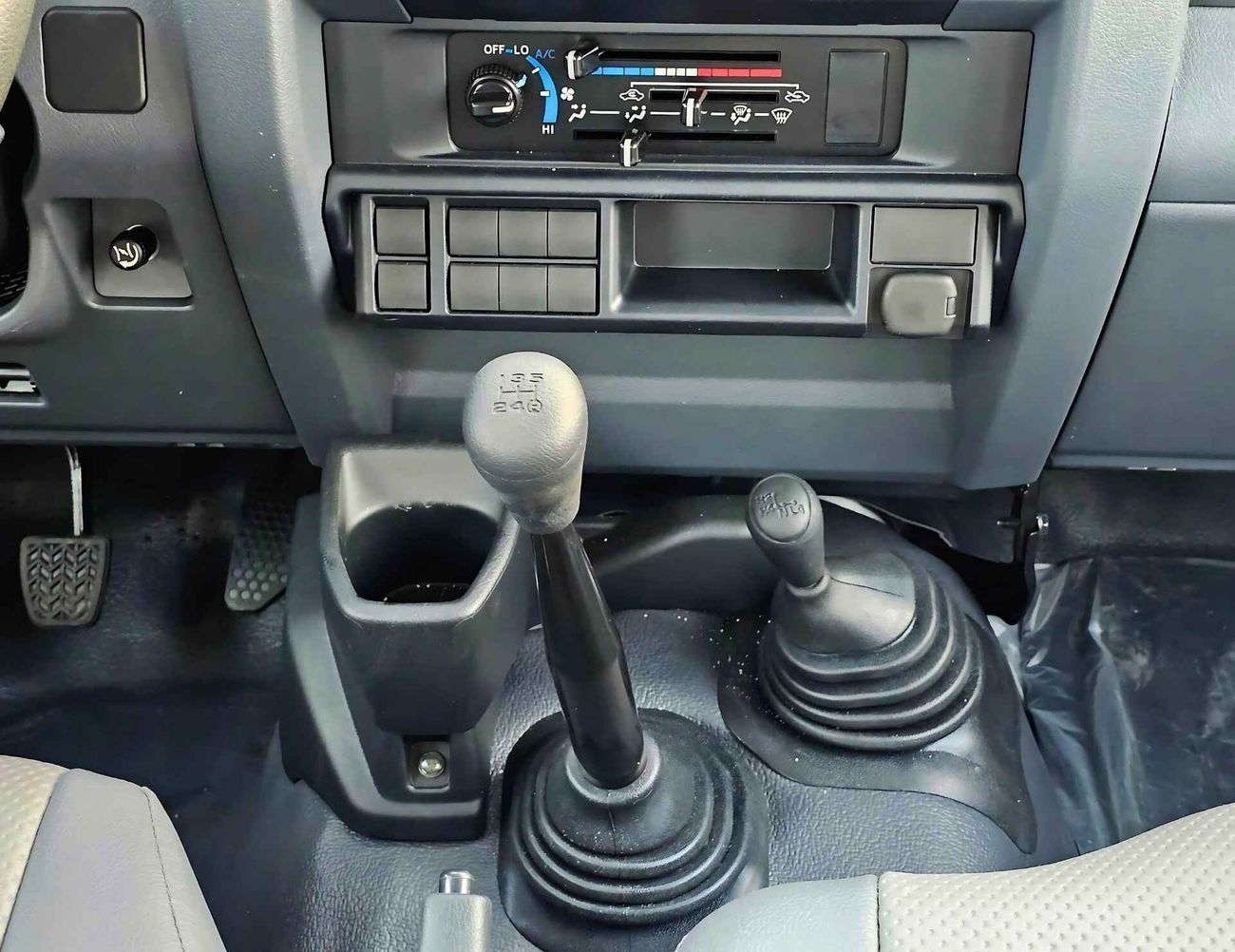 Toyota Land Cruiser 70 4.2L DIESEL | M/T | POWER WINDOWS WITH LEATHER | 4WD (CODE # 68037)