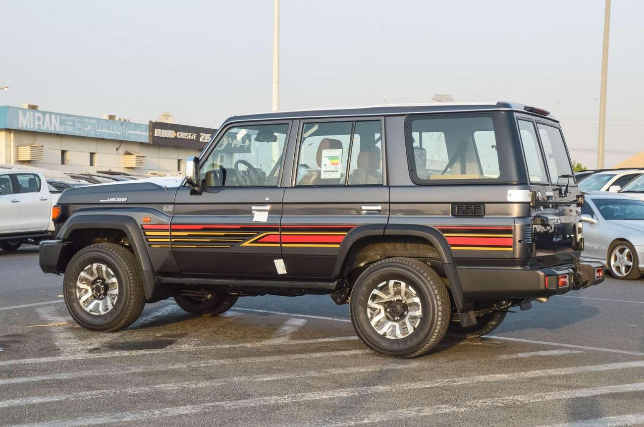 تويوتا لاند كروزر 70 TOYOTA LAND CRUISER 76 4.0L 4WD PETROL SUV 2025