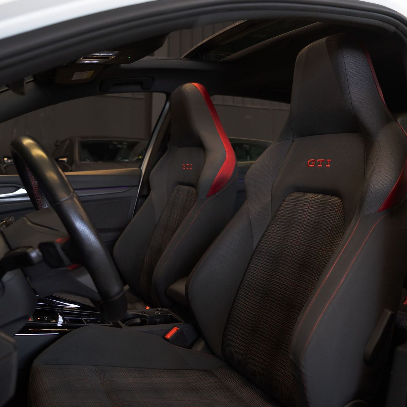 Volkswagen Golf GTI AED 1,819 pm • 0% Downpayment • VW Golf GTI • 1 Year Warranty