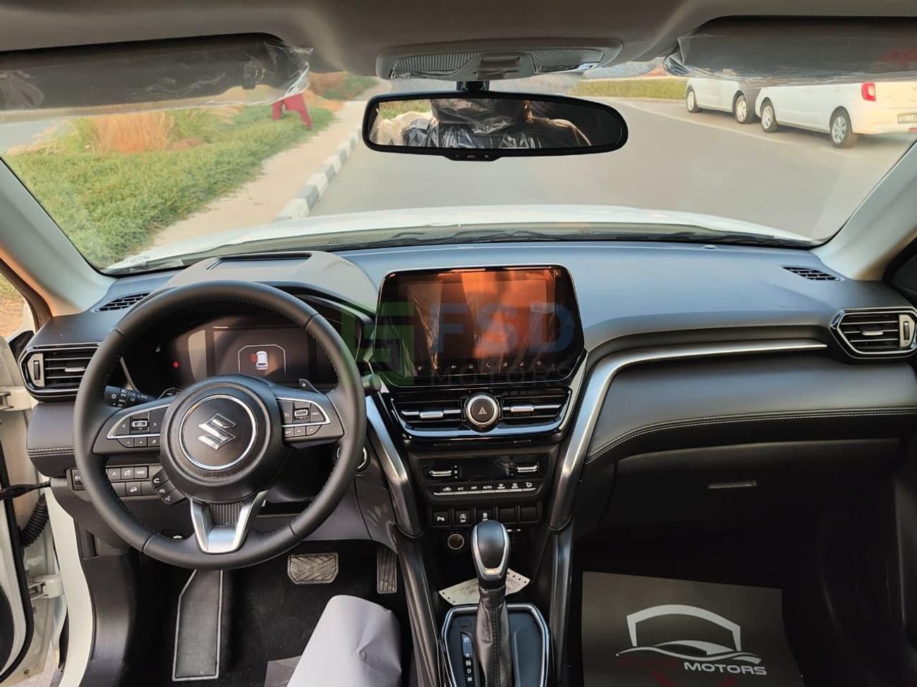 سوزوكي جراند فيتارا GRAND VITARA GLX 1.5L HYB 4WD 6AT SR G26