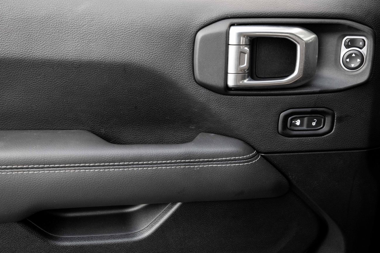 جيب رانجلر Wrangler Unlimited | 2,918 P.M | 0% Downpayment | Jeep Warranty!