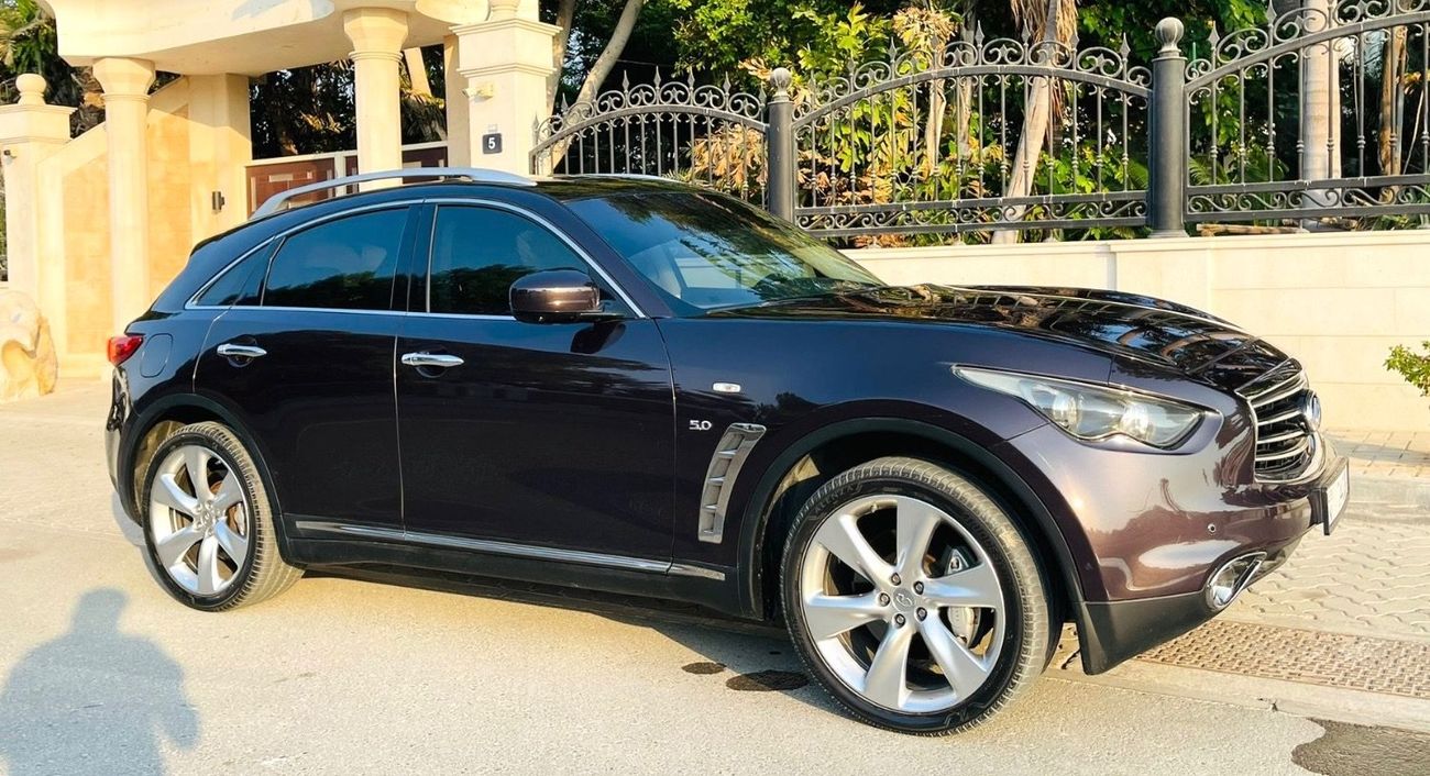 إنفينيتي QX70