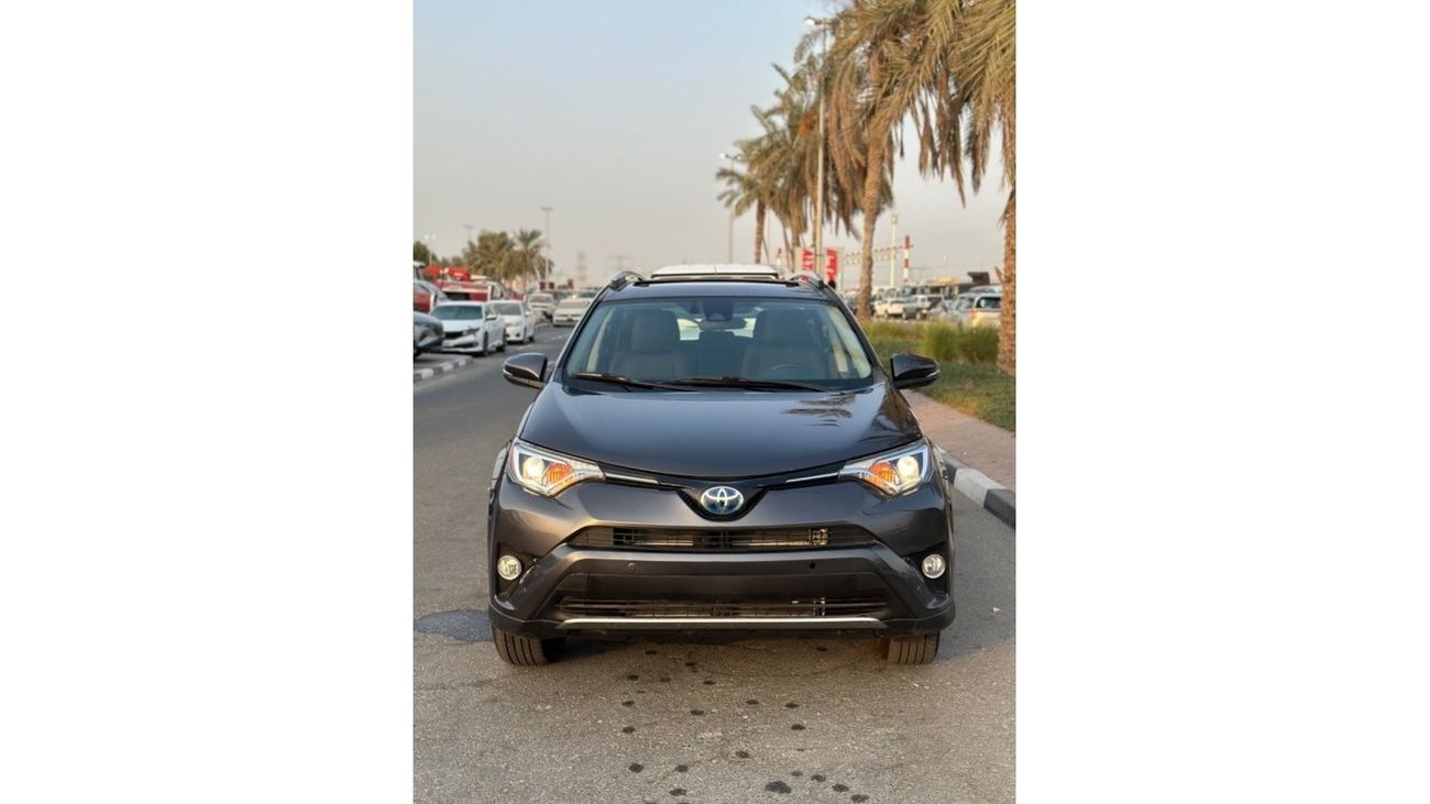 Toyota RAV4 Hybrid Toyota RAV4 2018 XLE