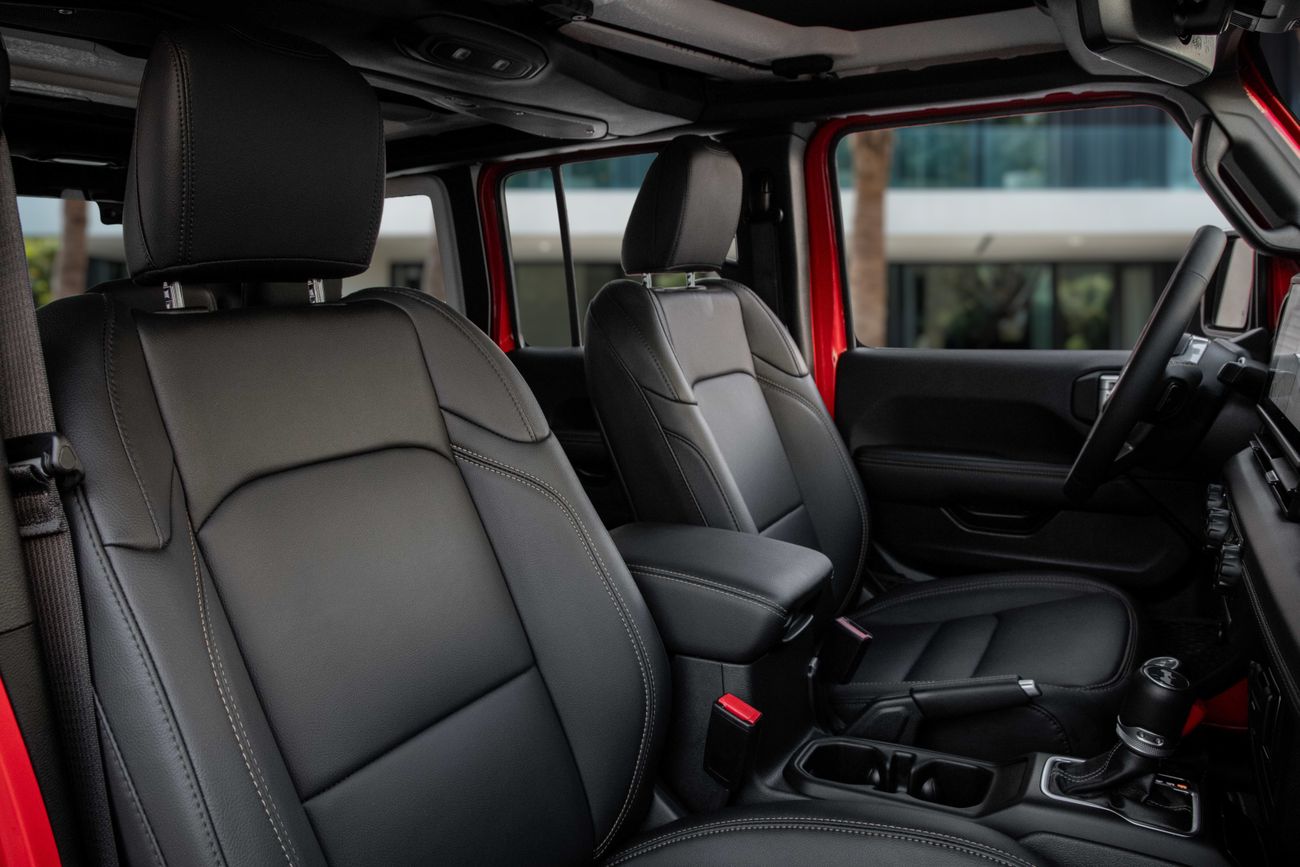 Jeep Wrangler Wrangler Unlimited | 3,320 P.M | 0% Downpayment | Sahara Unlimited | Leather | Full Jeep Warranty Un