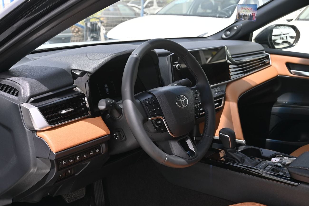 تويوتا كامري Toyota Camry Lumiere 2.5L Hybrid GCC, Model 2026, Color Black