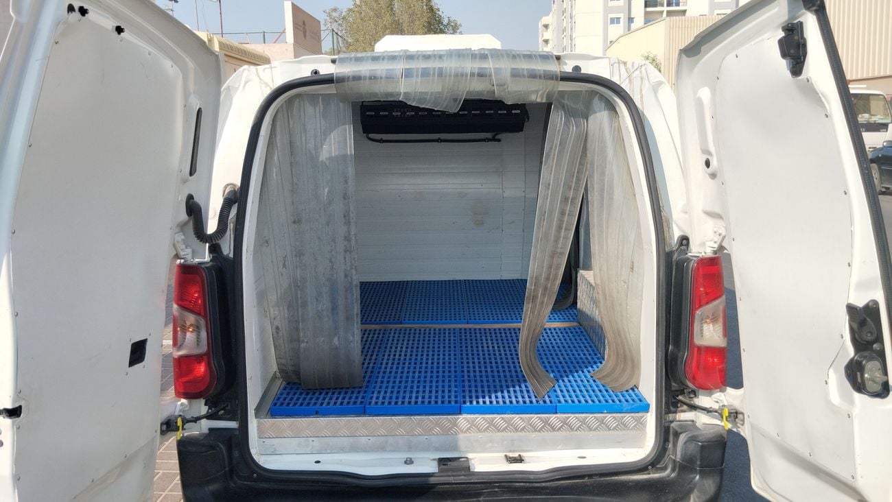 Peugeot Partner STANDARD