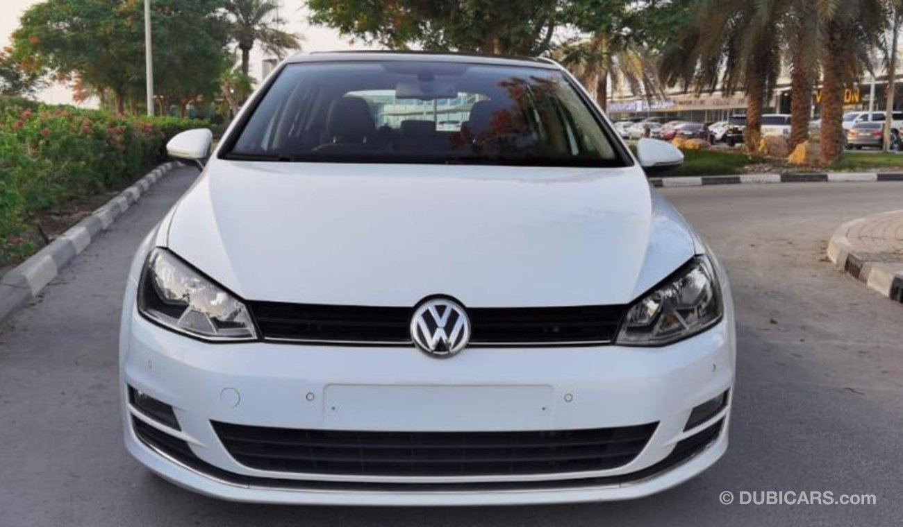 Volkswagen Golf TSI - WARRANTY - GCC SPECS - FULL SERVICE HISTORY -