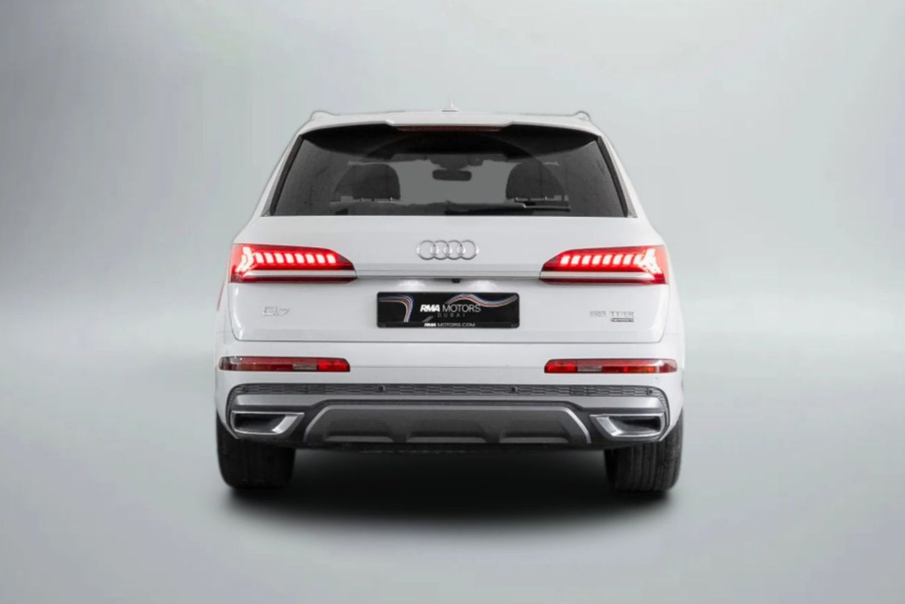 أودي Q7 55 TFSI quattro S-Line 3.0L