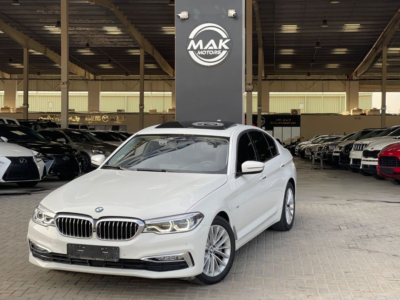 بي أم دبليو 530i Luxury 2.0L LUXURY LINE / KOREAN IMPORTED / CLEAN TITLE / DIAMOND LEATHER BIG SEATS