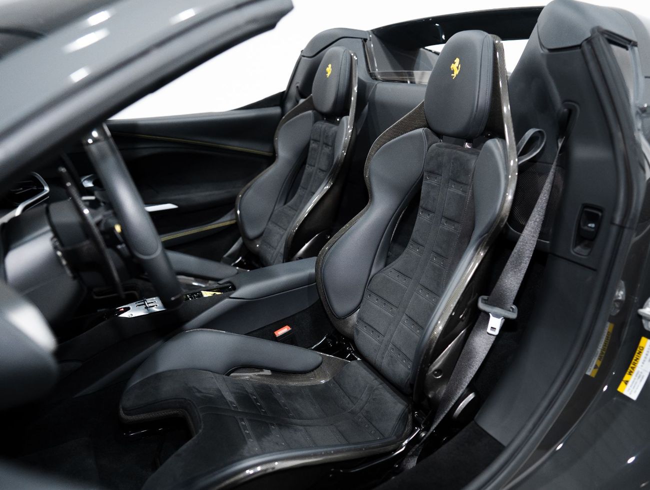 فيراري 296 GTS 296 GTS FULL CARBON | LIFT SYSTEM | DAYTONA RACING CARBONSEAT