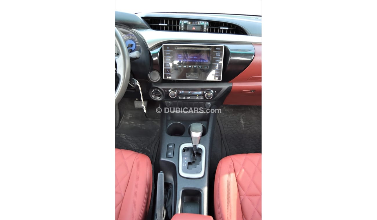 Toyota Hilux Full option clean car