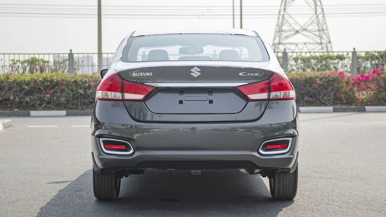 Suzuki Ciaz ALLOY RIMS, PUSH START + REAR VIEW CAMERA, SMALL DISPLAY IN CETRE VIEW MIRROR, CRUISE CONTROL