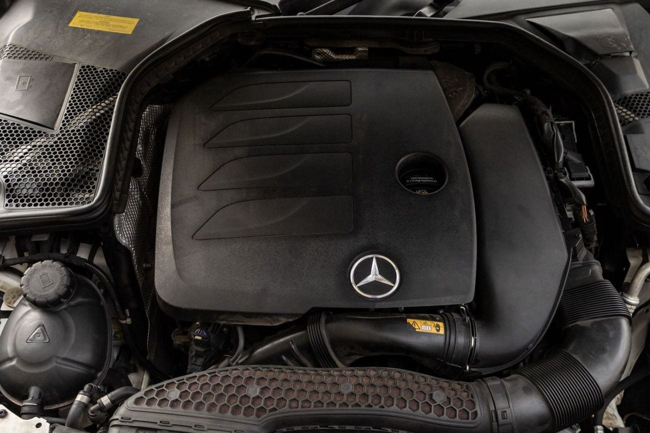 مرسيدس بنز C 200 STD Mercedes-Benz C-Class 200 2020 مواصفات خليجية مقابل 1,469.00 AED شهريًا