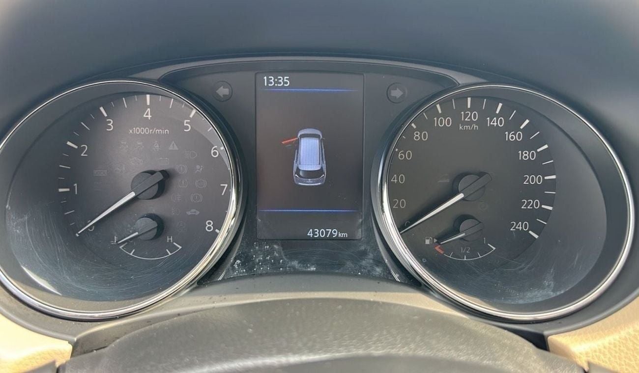 نيسان إكس تريل S 2.5L (169 HP) FWD (5 Seater) NISSAN X-TRAIL 2022 GCC LOW MILEAGE WITH AGENCY WARRANTY & SERVICE CO