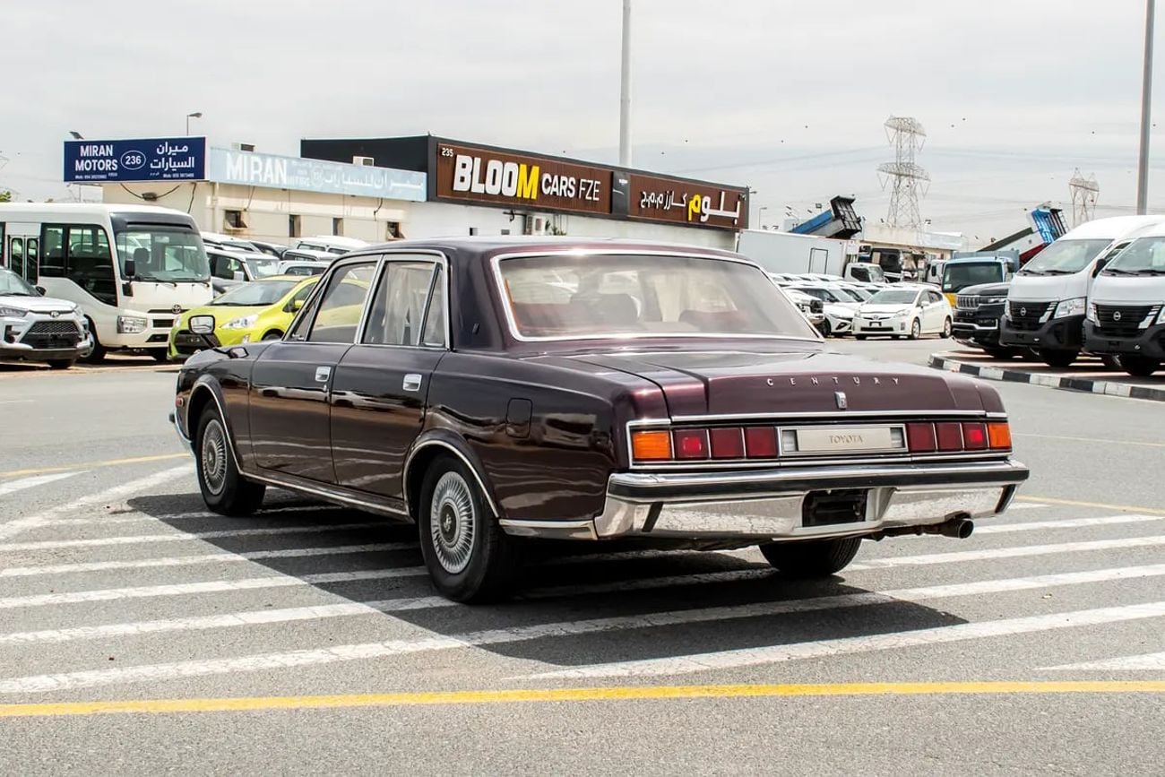 Toyota Century JAPAN IMPOTERD - ONLY 53,000 KM