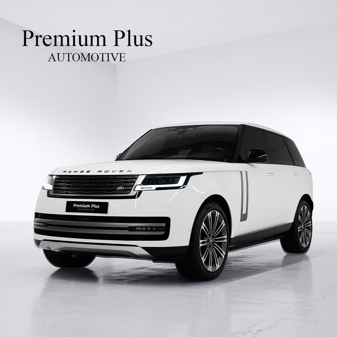 Land Rover Range Rover HSE P530 4.4L 2023 Range Rover Vogue, 2027 Range Rover Warranty, Excellent Condition, GCC