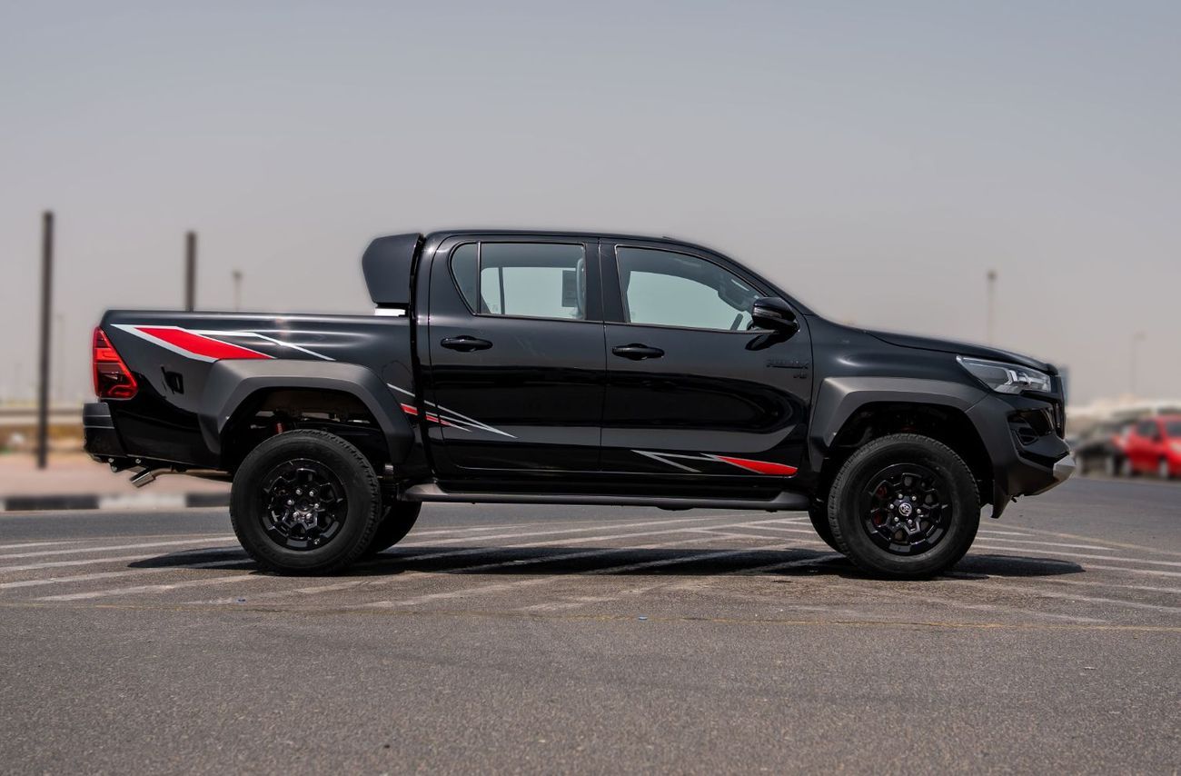 تويوتا هيلوكس 2025 Toyota Hilux GR-Sport 4.0L AT Petrol (Black)