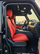 Mercedes-Benz G 63 AMG AIR SUSPENSION / 4.0L V8 / LEATHER SEATS / 4WD / DIGITAL DISPLAY (CODE#69059)
