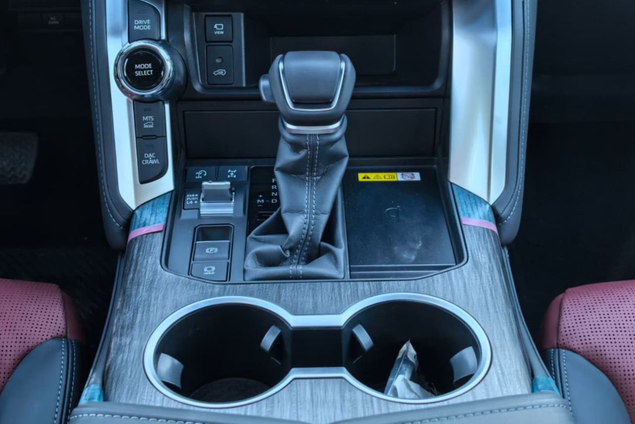 تويوتا لاند كروزر TOYOTA LAND CRUISER VXR 3.5L HYBRID 4WD JBL SPEAKERS 2026
