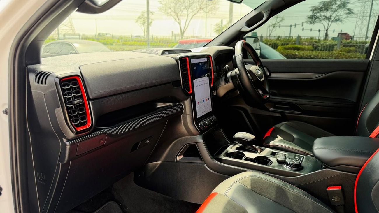 فورد رينجر رابتور 2024 | 3.0L PETROL ENGINE | AT | RHD | 4X4 HEAVY SPORT BAR | TESLA STYLE SCREEN | DIGITAL INSTRUMENT