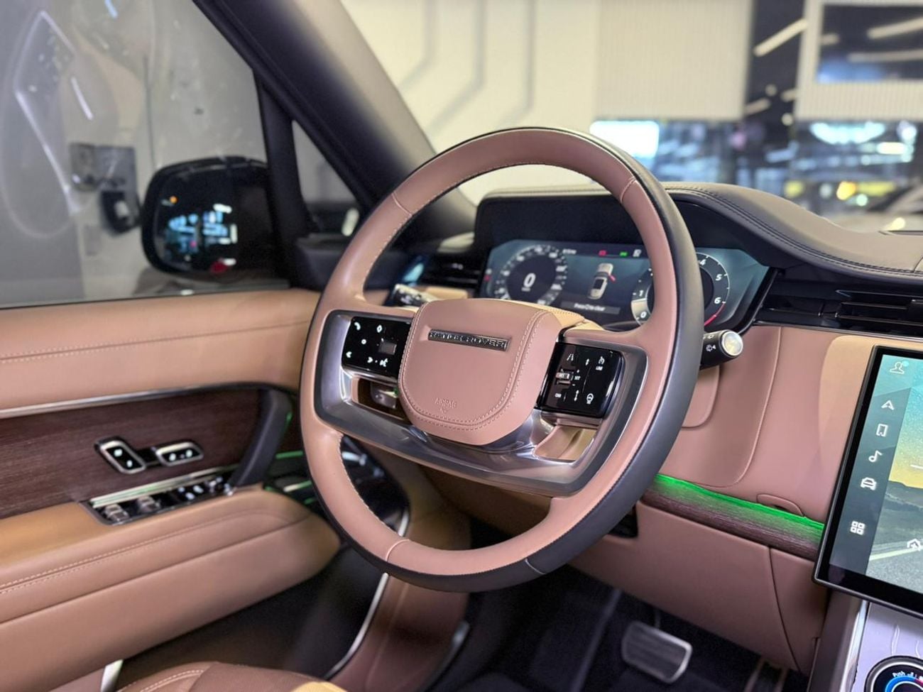 لاند روفر رينج روفر AUTOBIOGRAPHY LWB P530 AUTOBIOGRAPHY LWB P530