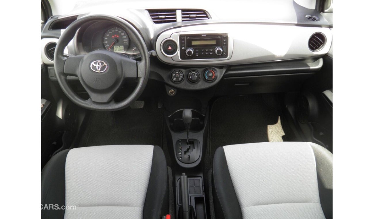 Toyota Yaris 2012