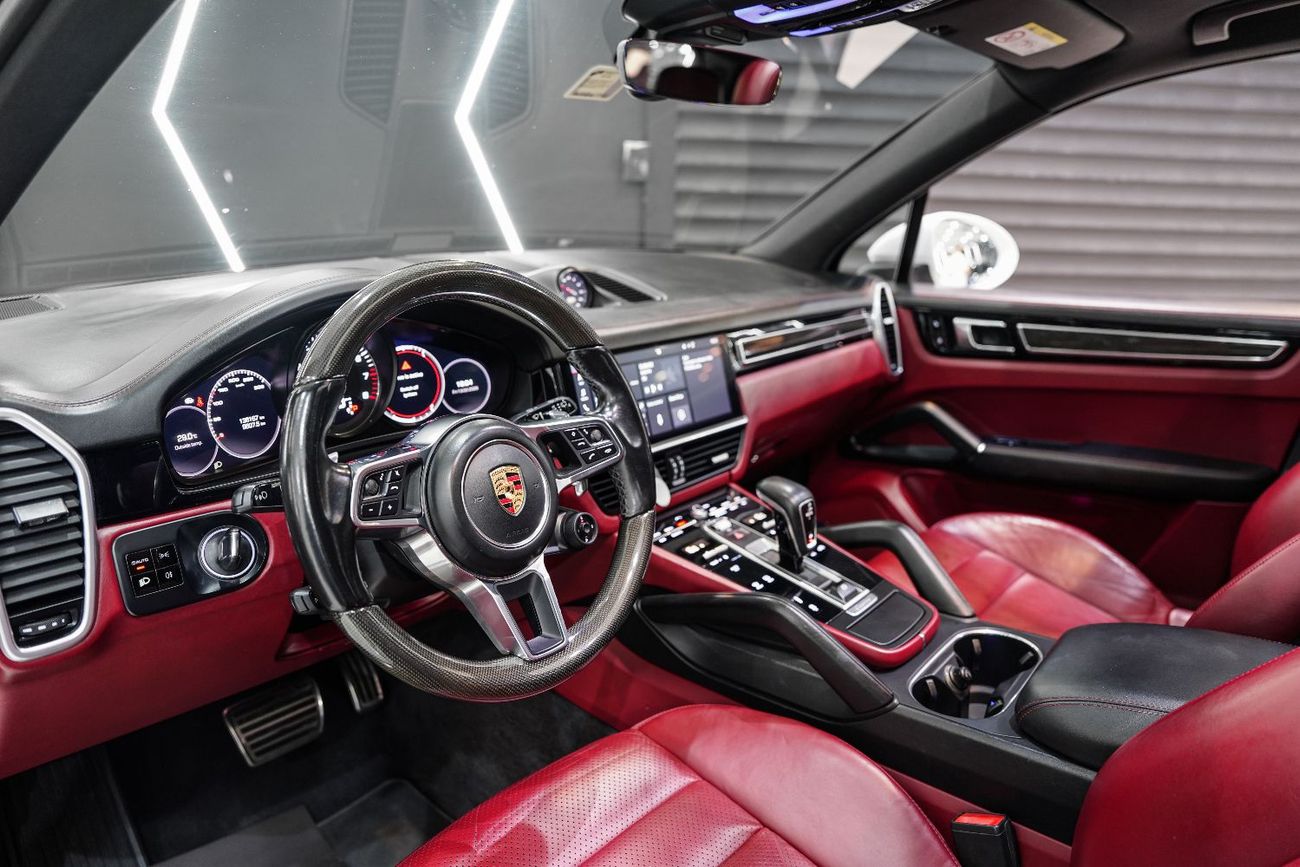 Porsche Cayenne S 2.9L (440 HP) Chrono Package, Panoramic Roof, Bose Sound System, GCC Spec!!