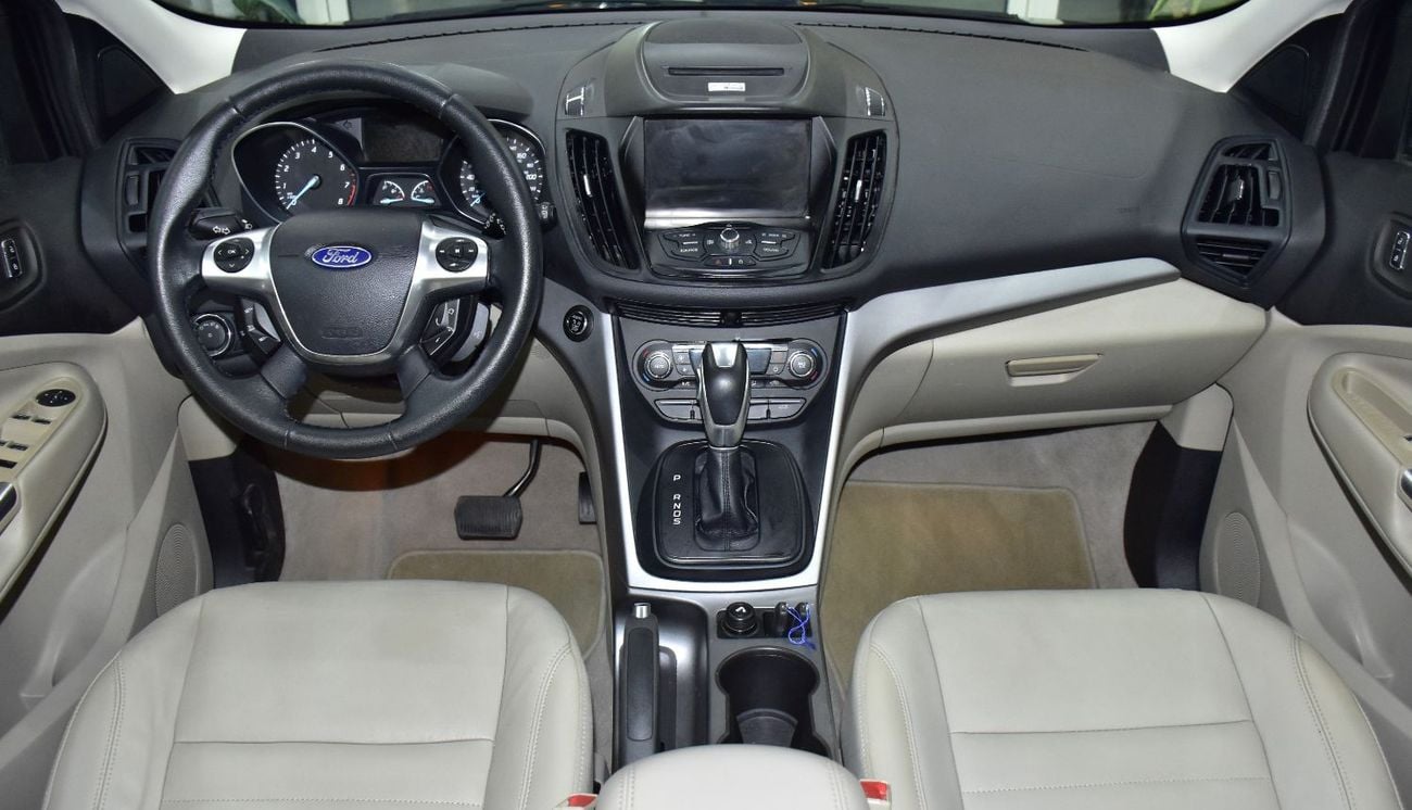 فورد إيسكاب EXCELLENT DEAL for our Ford Escape SE ( 2014 Model ) in Blue Color GCC Specs