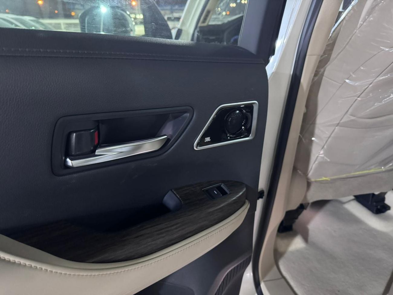 Toyota Land Cruiser Full options